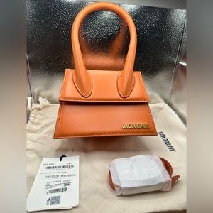 Jacquemus Le Chiquito in orange Mini